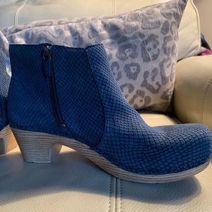 Dansko Nubuck Booties- priced to sell